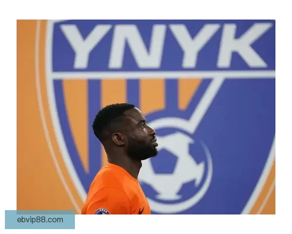 因言语回击比赛官员 云南玉昆主帅安德森遭禁赛三场处罚引发关注